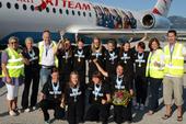 Ankunft der U18 Faustball-Weltmeisterinnen am Flughafen Salzburg, 01.08.2012, Foto: Manfred Lindorfer